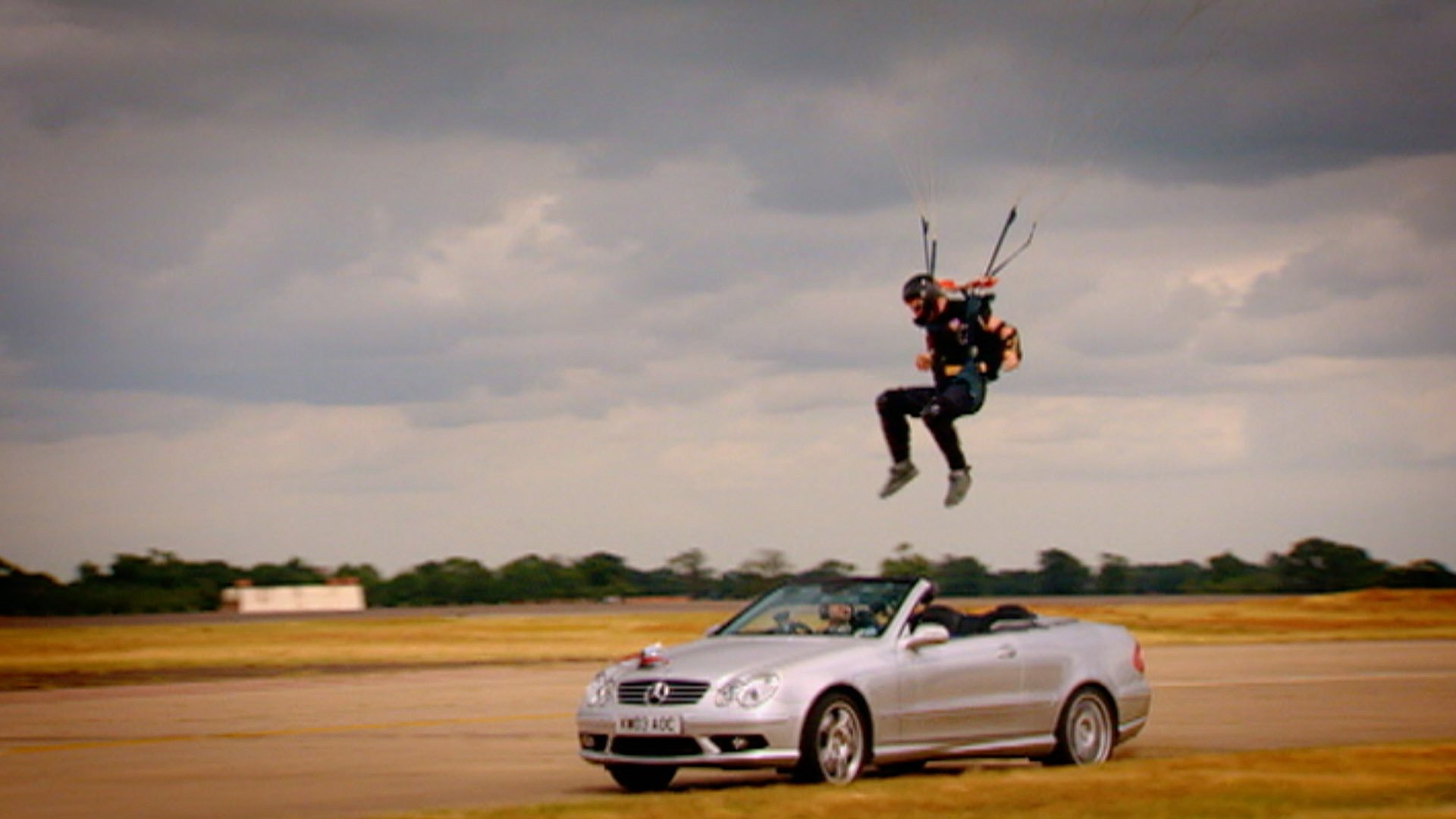Top Gear 4, Episode 9 Can You Parachute Into a Moving Top Gear 4, Episode 9 Can You Parachute Into a Moving