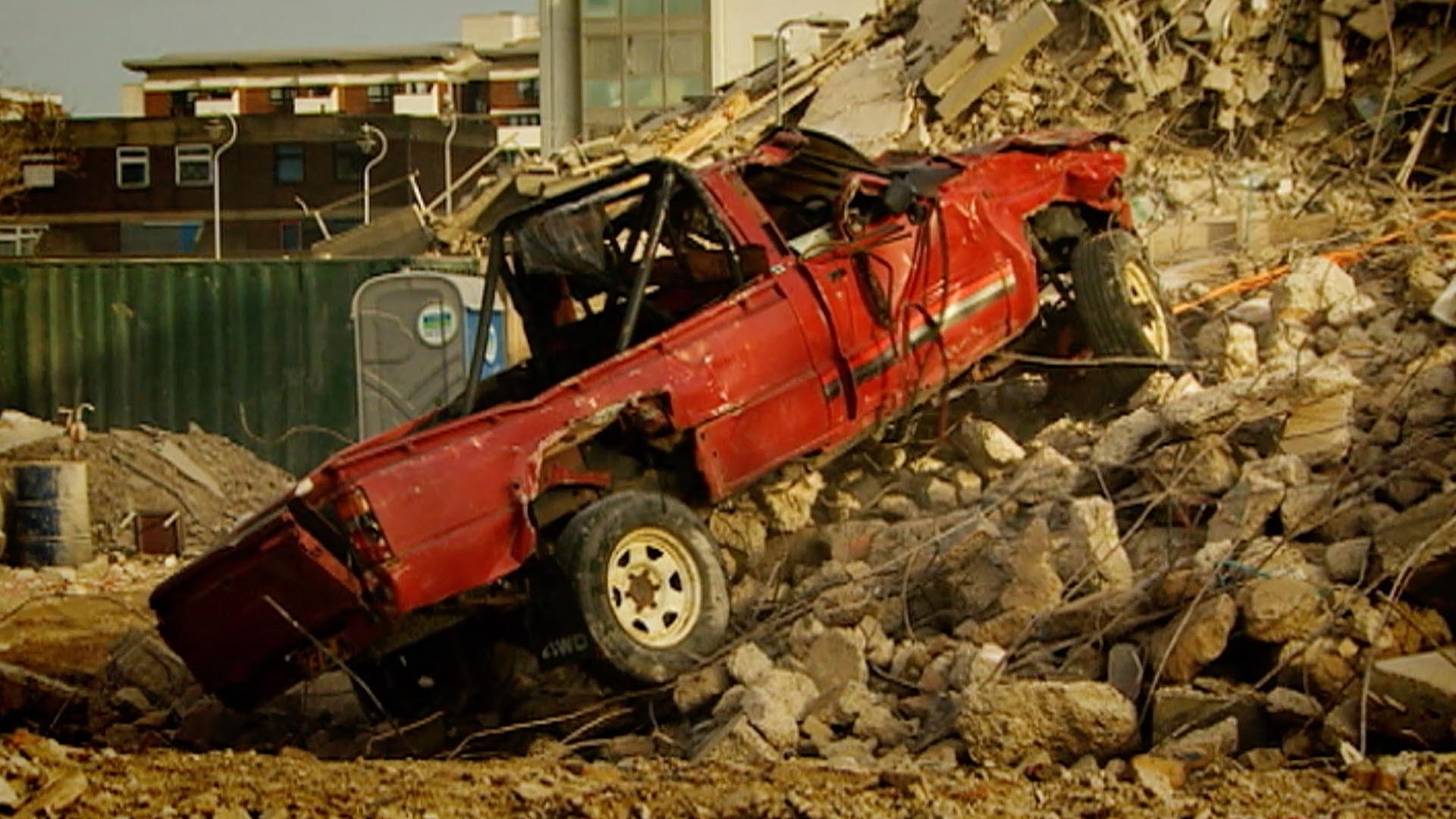 Top Gear 3, Episode 6 Is the Toyota Hilux Really Indestructible? Part 2 MotorTrend