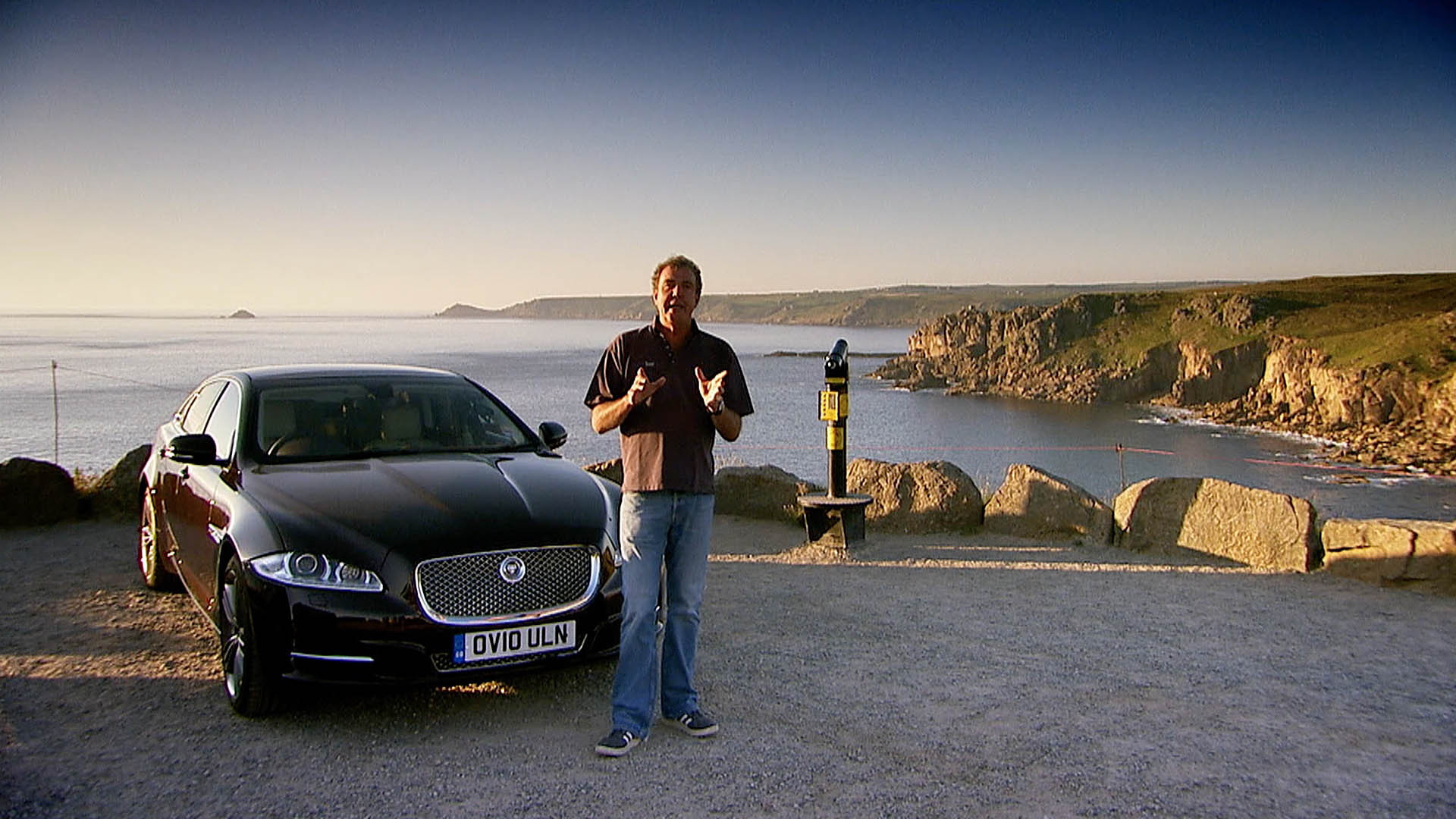 Top Gear 16, Episode 6 Clarkson Races the Sun in a Jaguar XJ