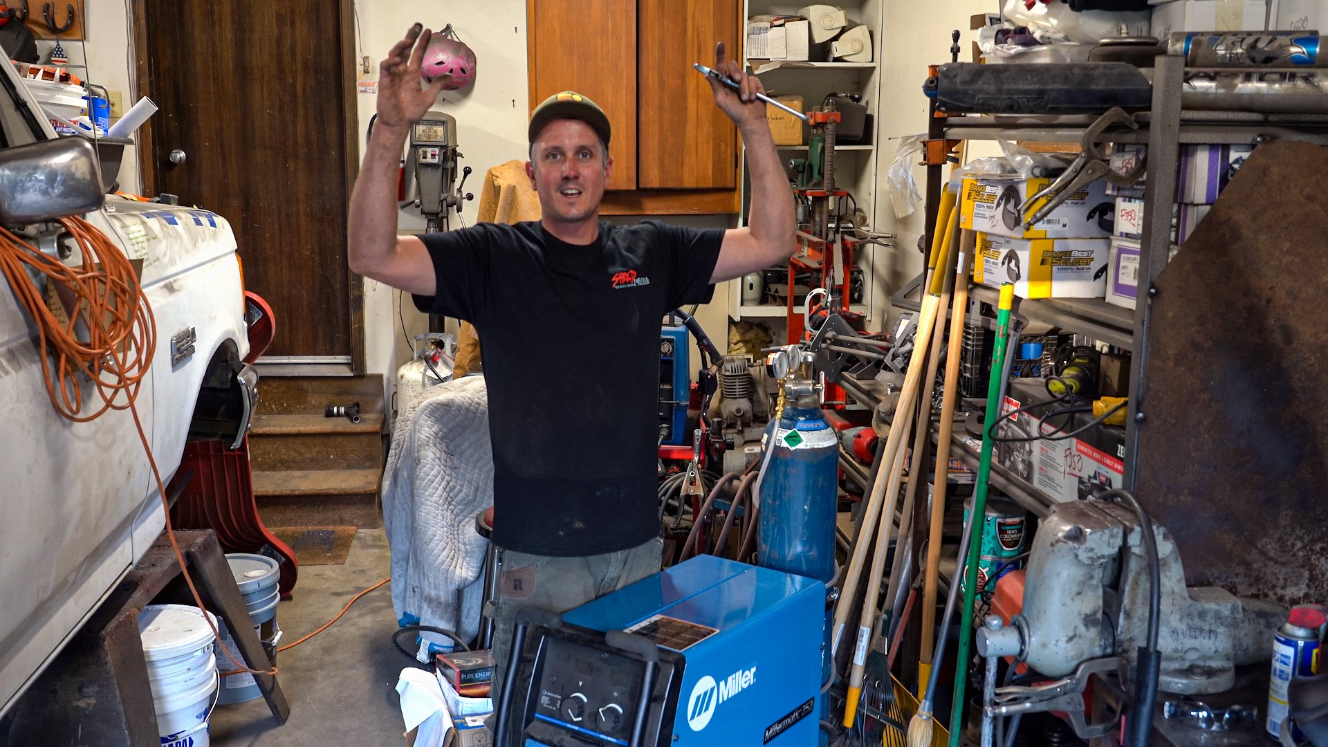 Dirt Every Day Extra 33, Episode 694 Dave Loves Welding! MotorTrend