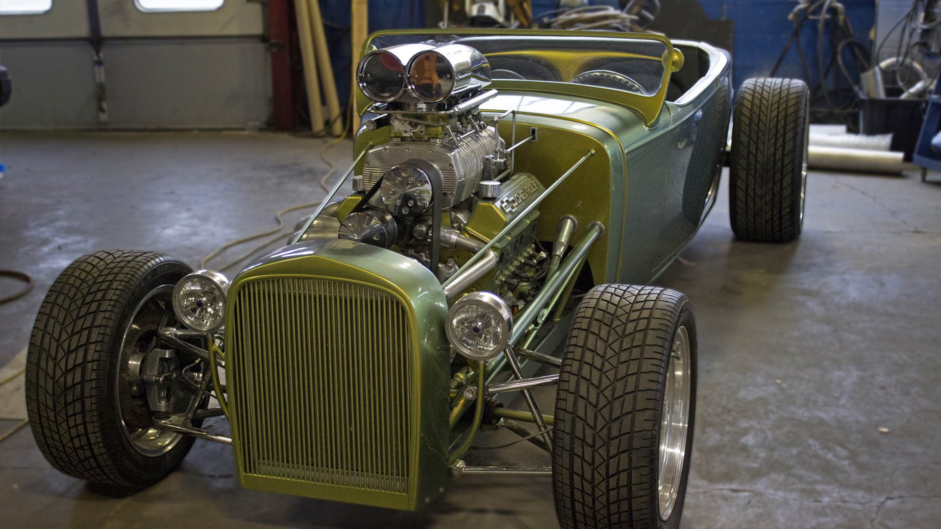 Junkyard Empire 1, Episode 8 Putting Out Fires MotorTrend