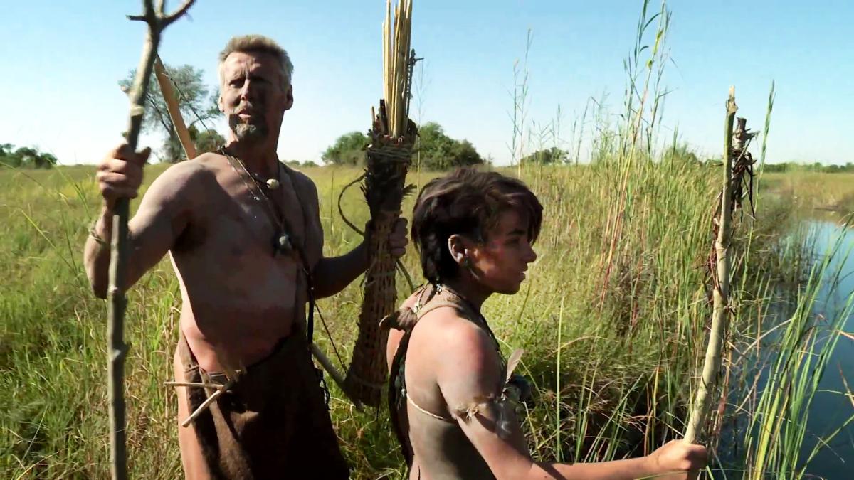 Naked and Afraid - S11 E103 Andrea and Joe in Namibia - Discovery GO