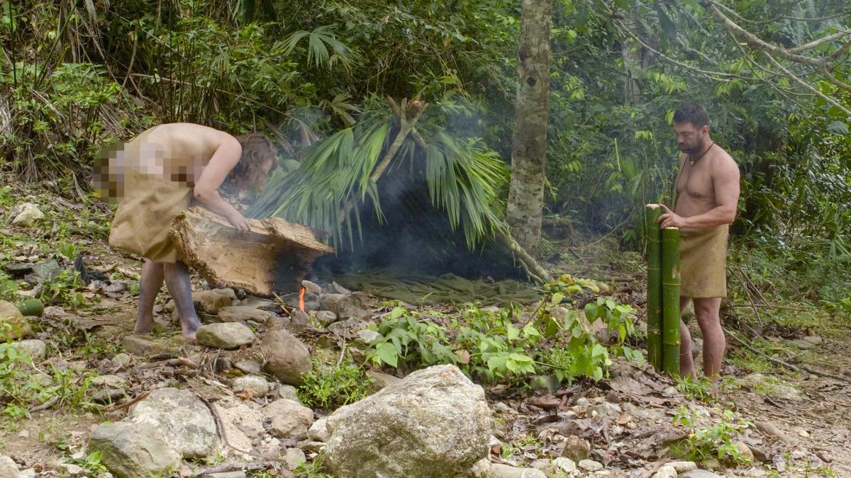 Naked and Afraid - S10 E9 The Spirits Are Angry - Discovery GO