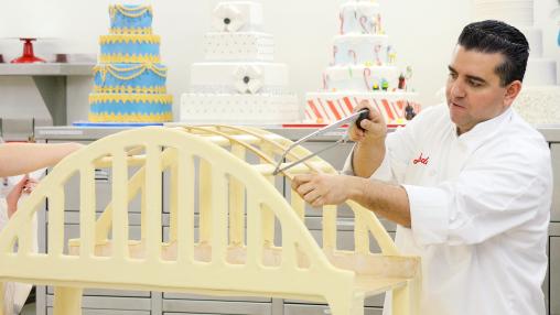 Cake Boss' Buddy Valastro Closing Famed Bakery, Parade