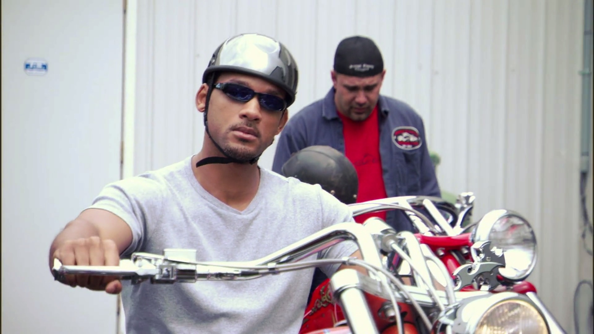 i robot bike american chopper