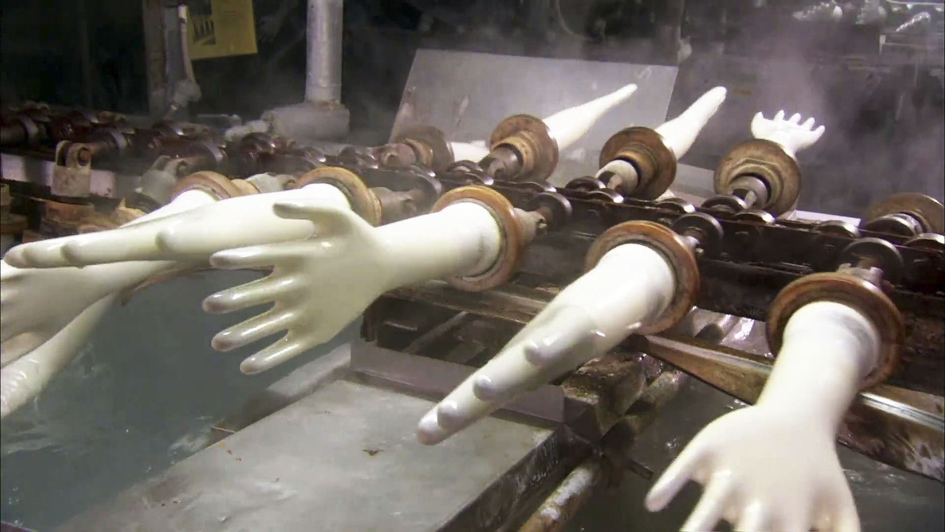 how gloves are made