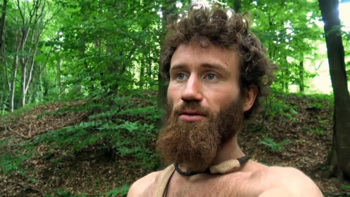 Naked and Afraid: Foreign Exchange - S1 E2 Dropped in Croatia - Discovery GO