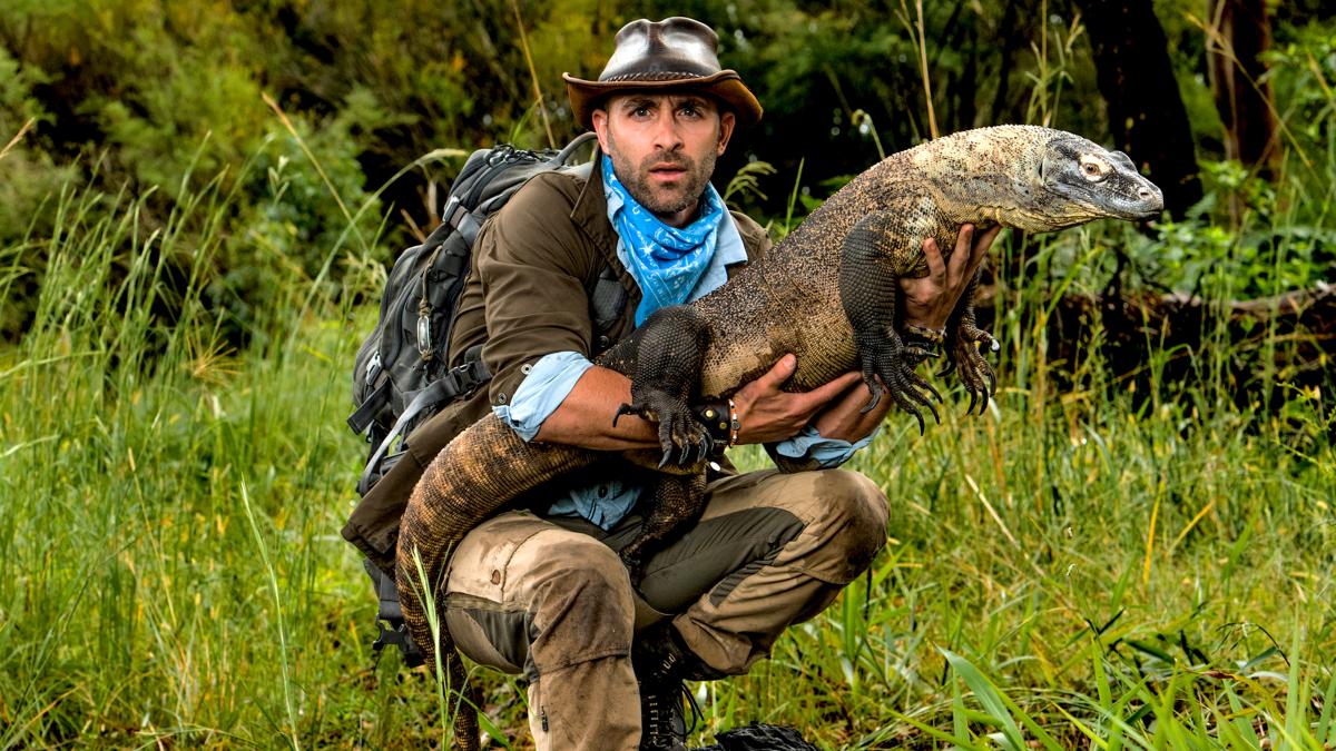 Coyote Peterson: Brave the Wild - Animal Planet GO Coyote Peterson: Brave the Wild - Animal Planet GO