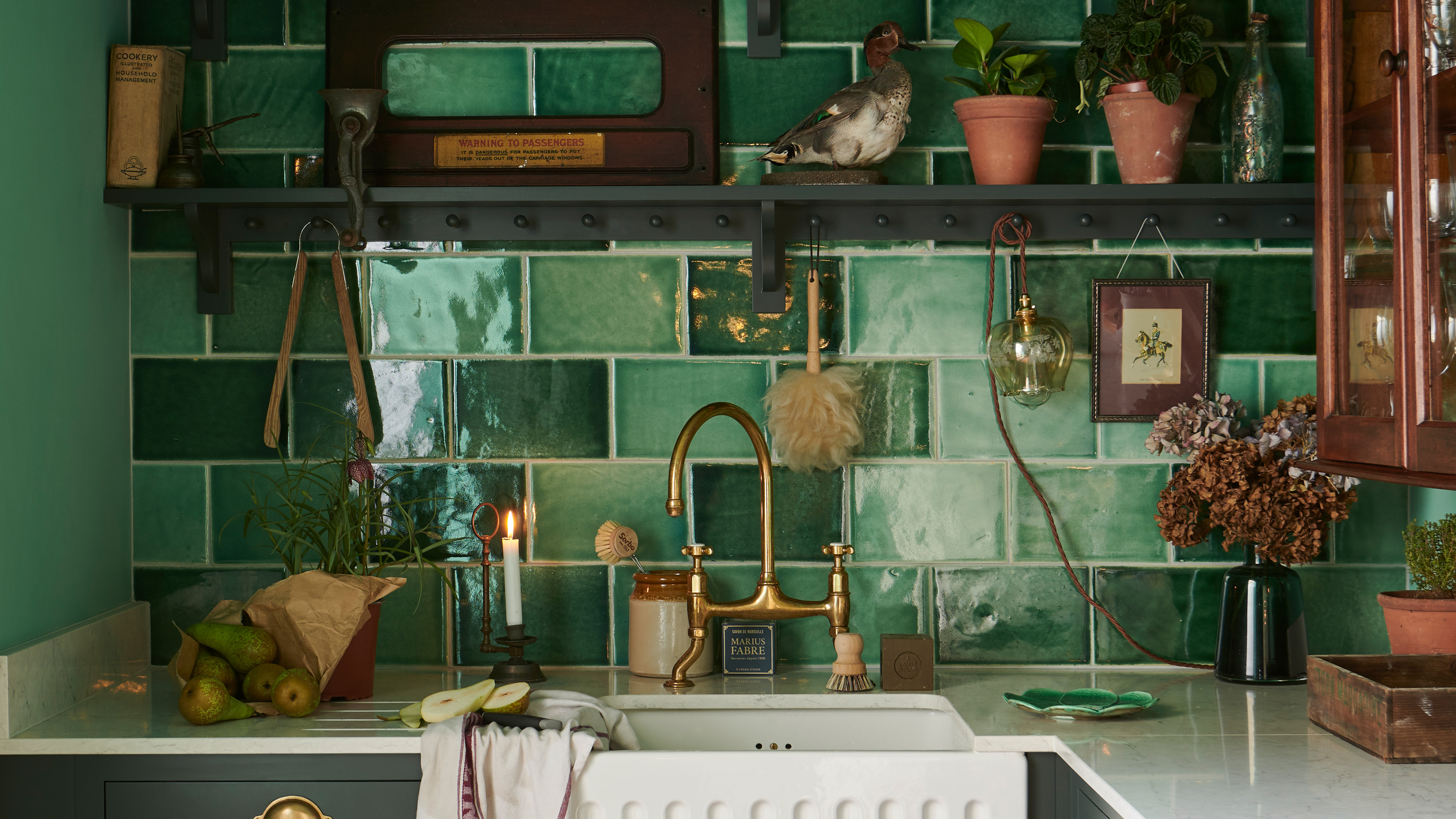 Stream For the Love of Kitchens discovery+