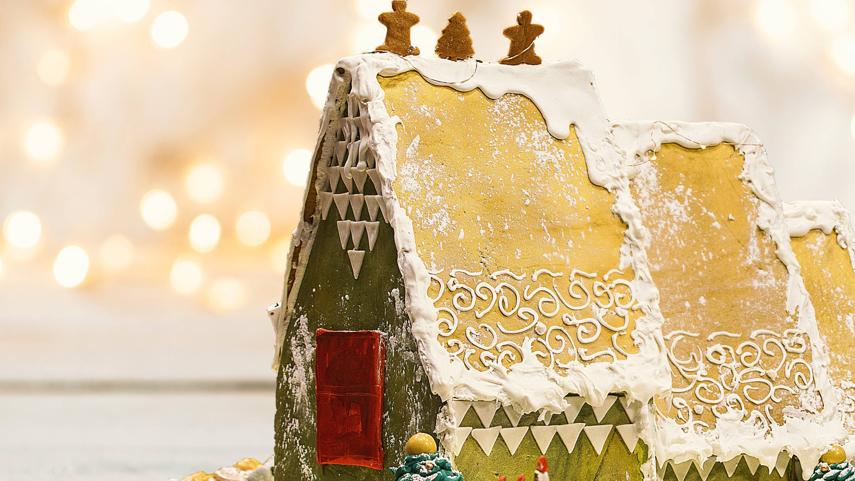 Stream Holiday Baking Championship: Gingerbread Showdown | discovery+
