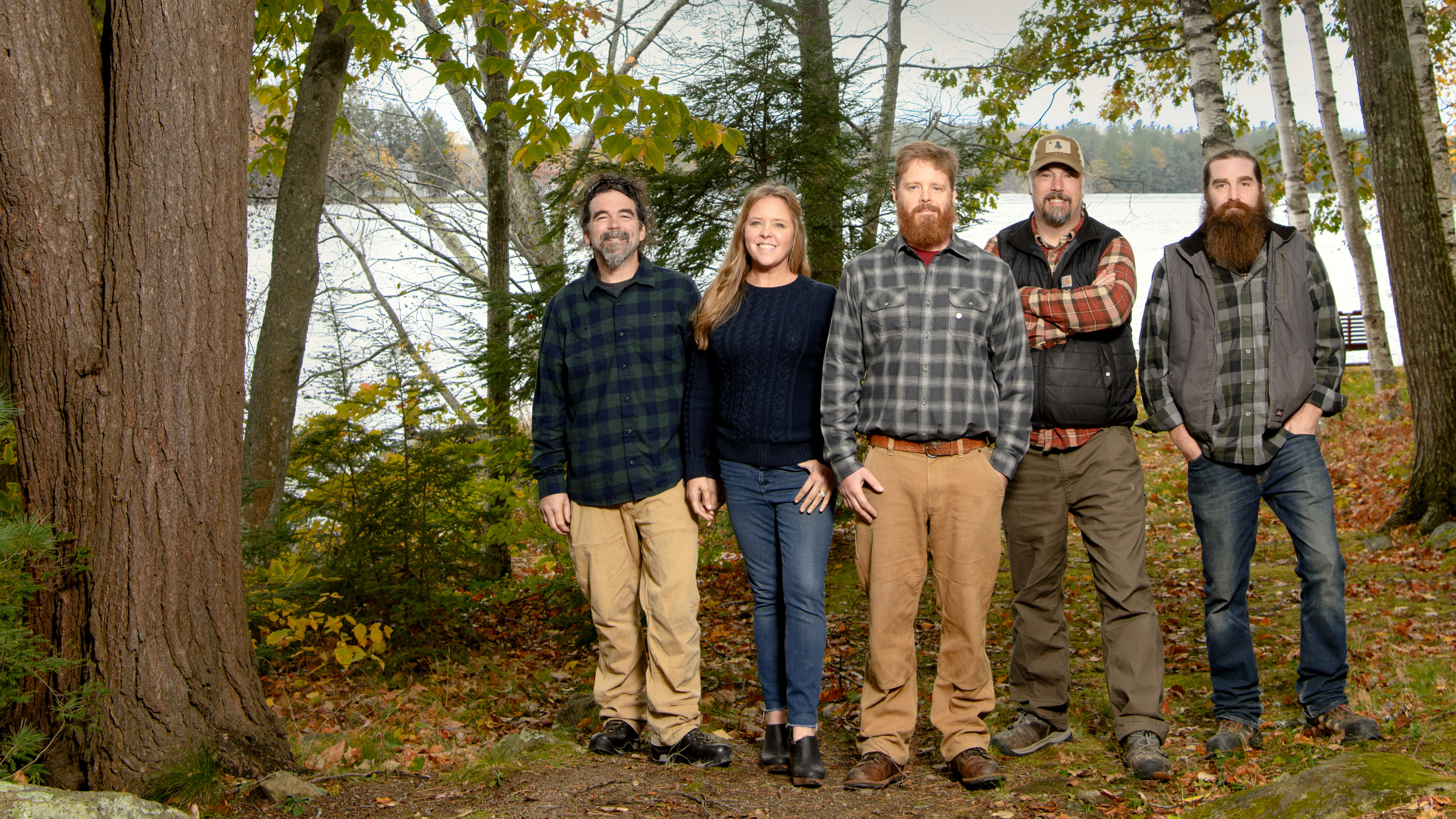 Stream Maine Cabin Masters | discovery+