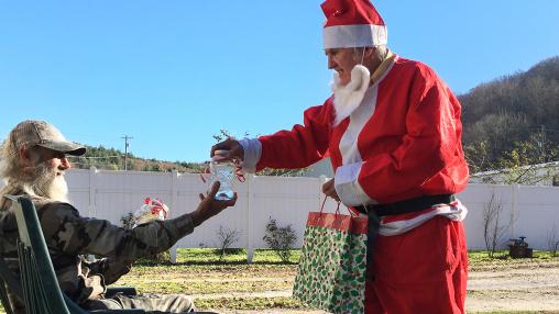 Moonshiners Christmas Special 2022 A Very Moonshiners Christmas | Moonshiners | Discovery