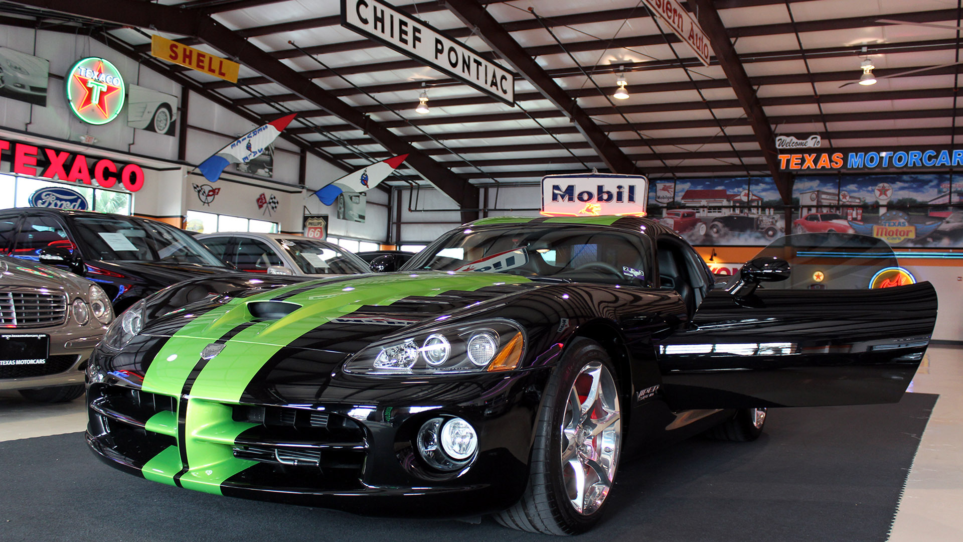 Dallas Car Sharks Watch Full Episodes & More! MotorTrend