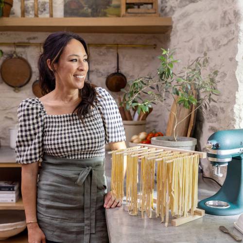 Stream Magnolia Table with Joanna Gaines | discovery+