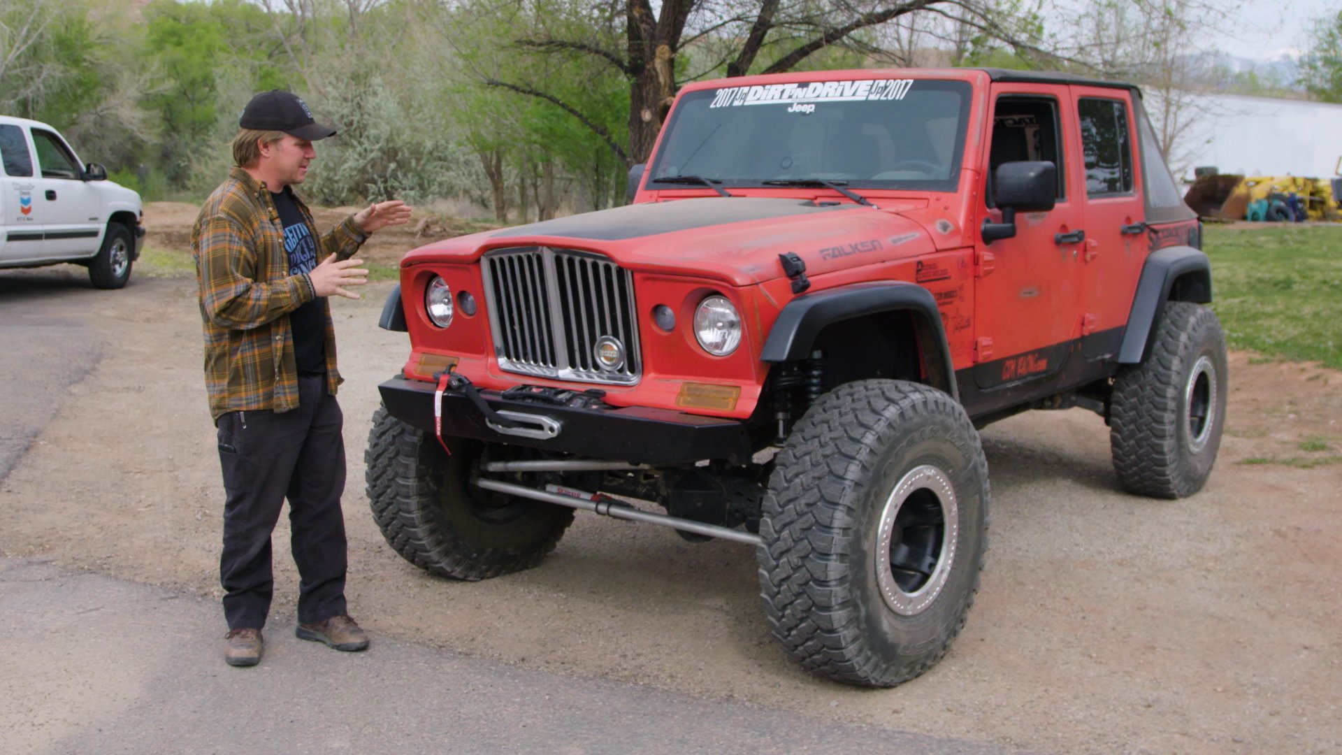 Dirt Every Day Extra: 7, Episode 18 - Vintage Gladiator Front Clip on a Jeep  JK | MotorTrend