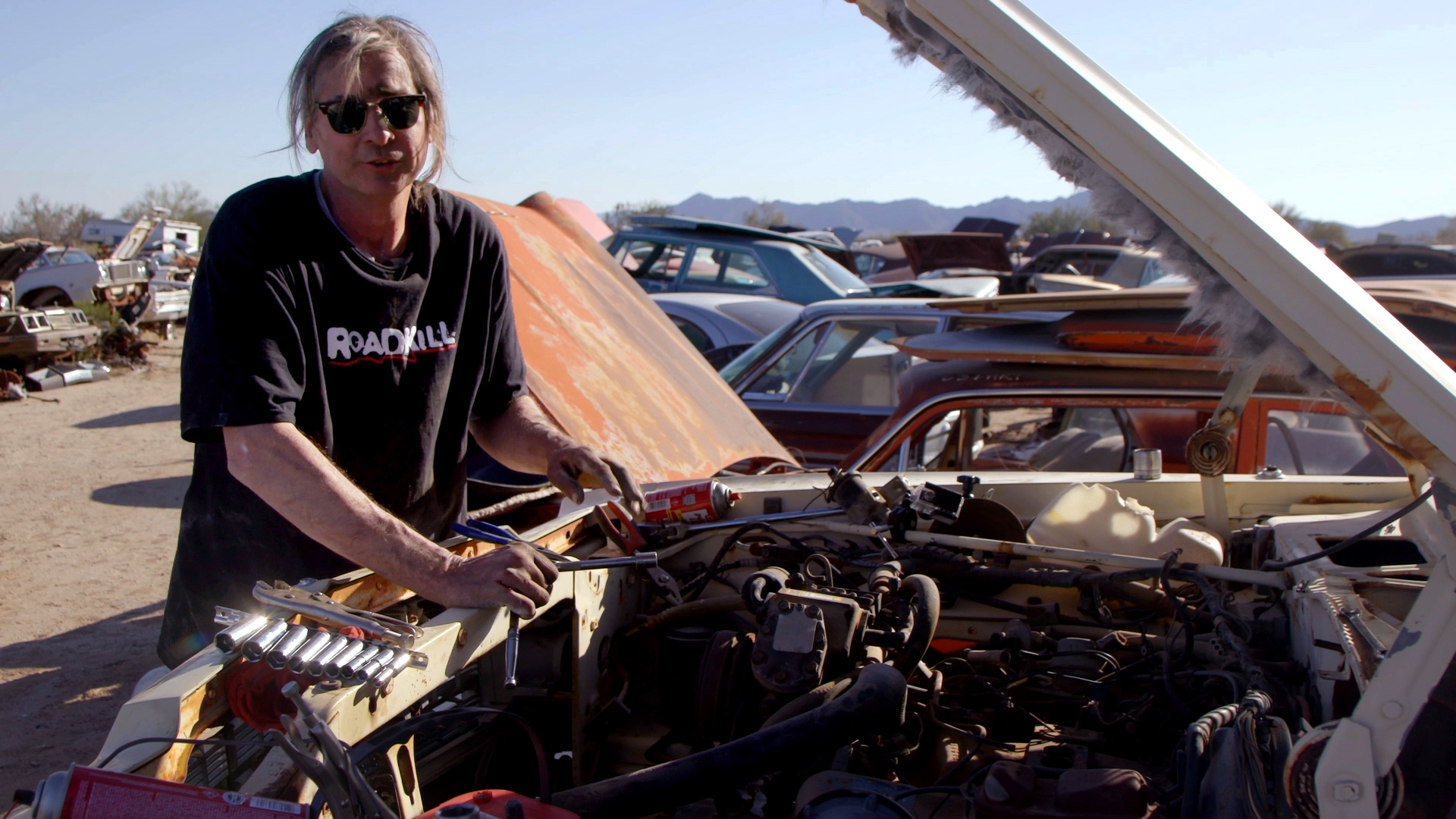 Roadkill Extra 24, Episode 15 Dulcich Junkyard Hunt Intake Manifold