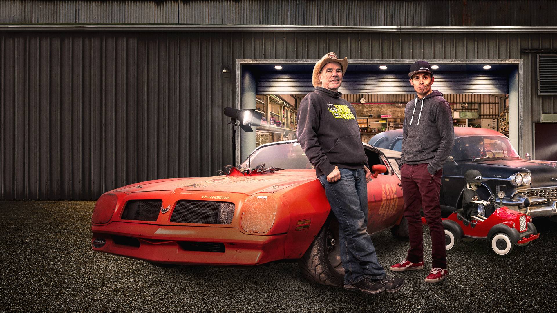 As aventuras da dupla Farmtruck e Azn, Corridas Proibidas