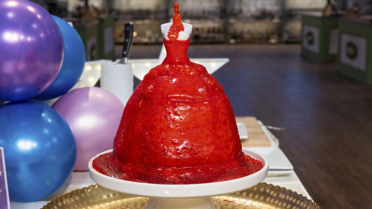 Spring Baking Championship - S10 E6 Going to Prom - Food Network GO