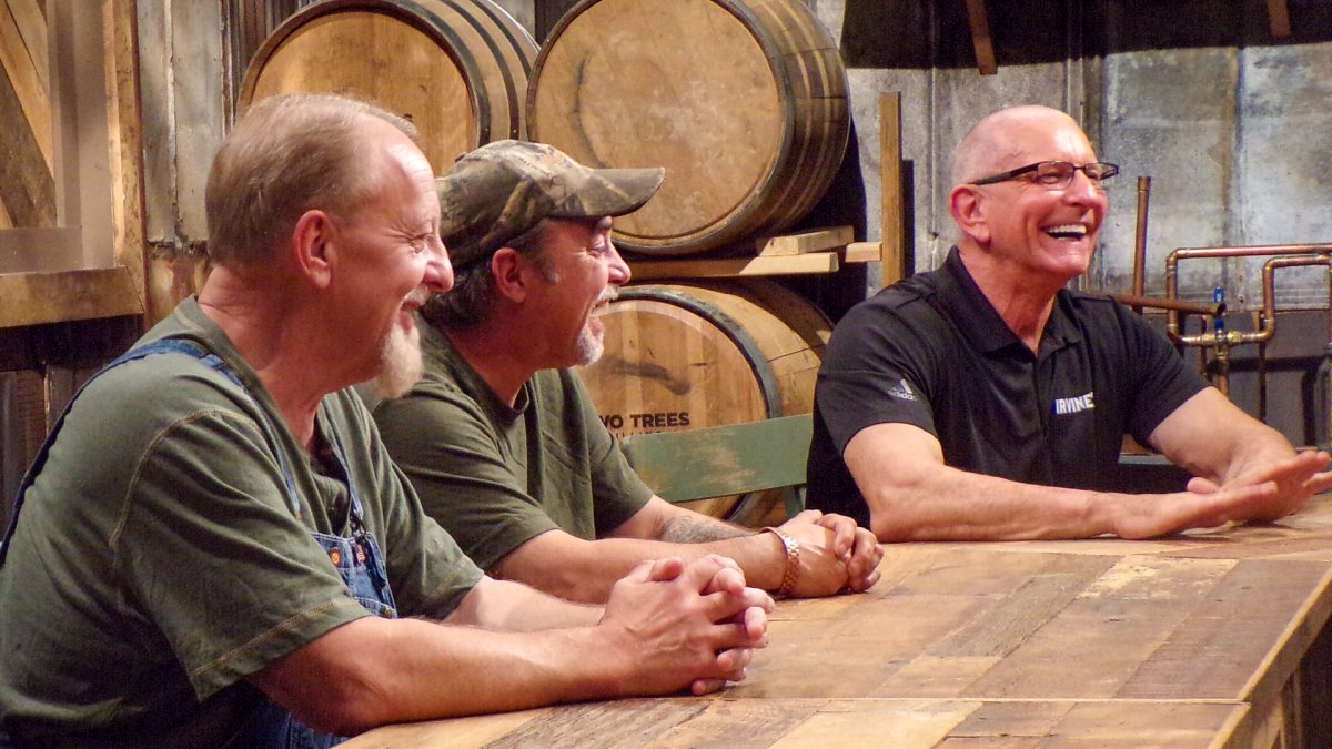Moonshiners: Master Distiller - S7 E1 Prison Shine - Discovery GO