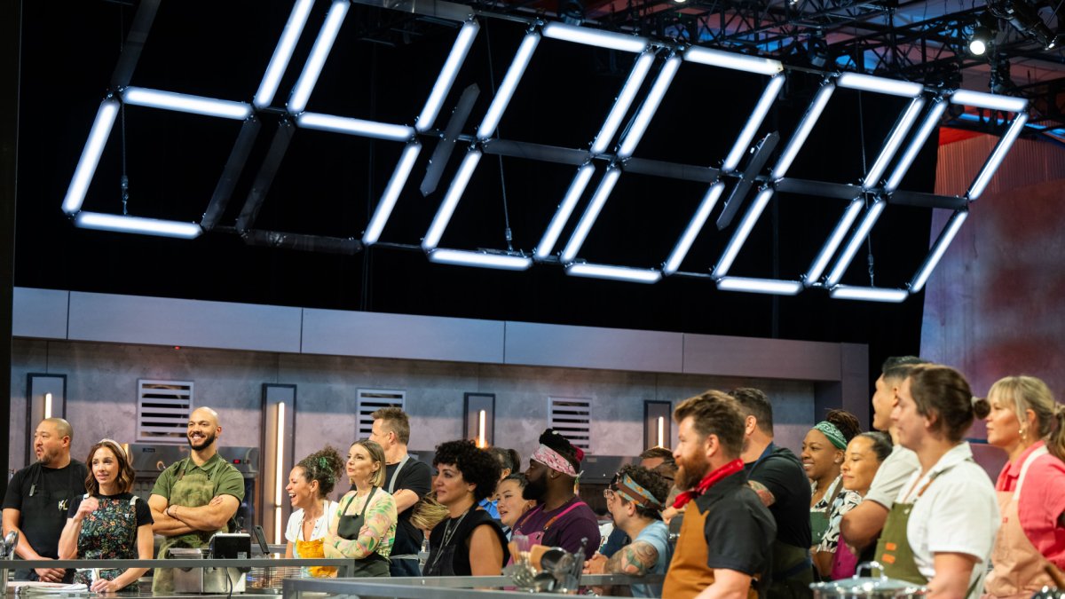 24 in 24: Last Chef Standing - S2 E1 Shift 1: Speed - Food Network GO