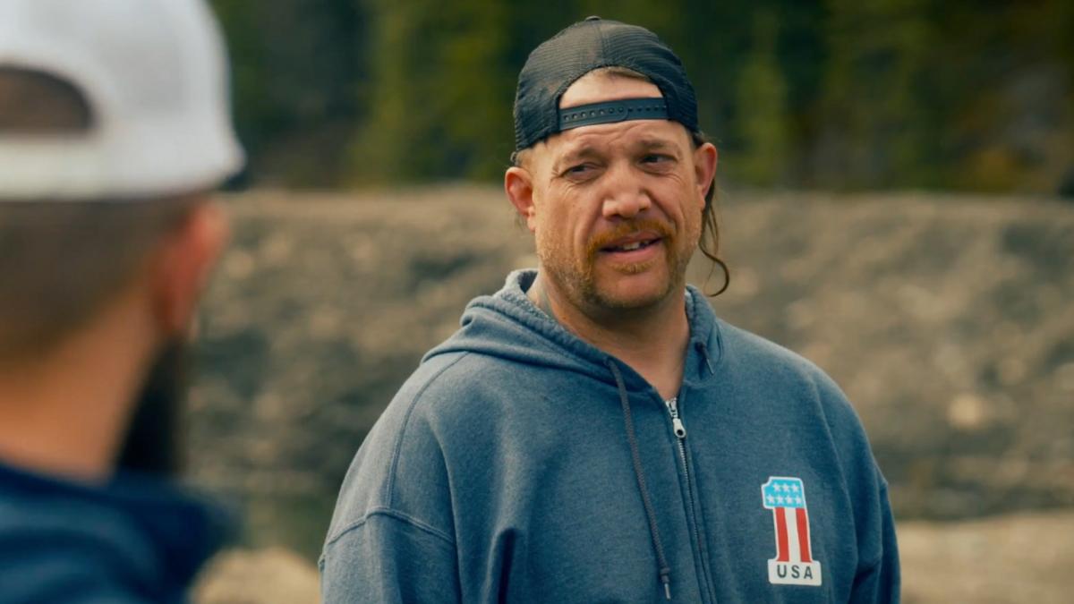 Gold Rush - S16 E2 Eager Beavers - Discovery GO