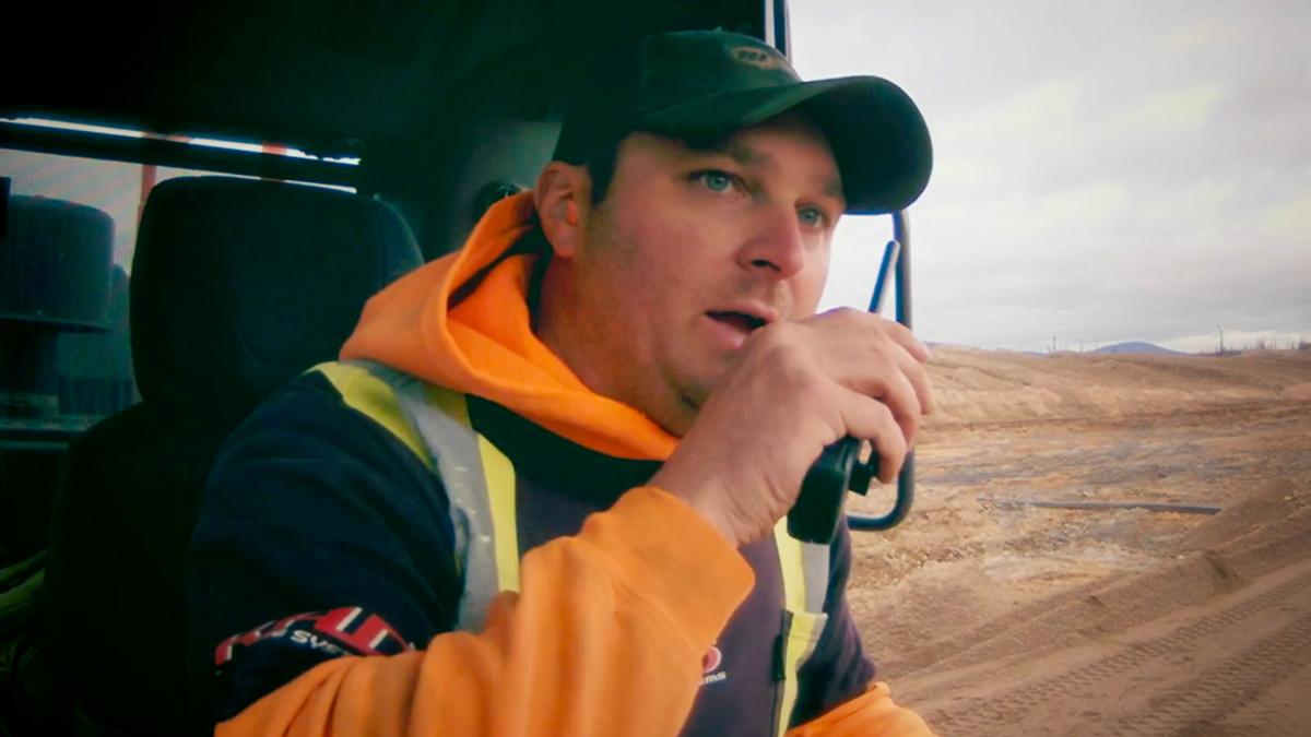 Gold Rush - S16 E19 Dig Deep or Cash Out - Discovery GO